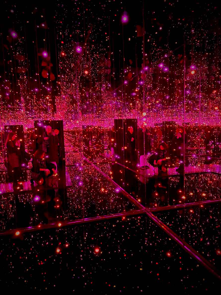 Tate Modern Infinity Rooms Pink